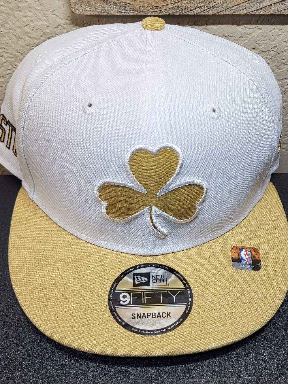 *NEW* New Era NBA Boston Celtics 2025 City Edition White/Gold 9FIFTY Snapback